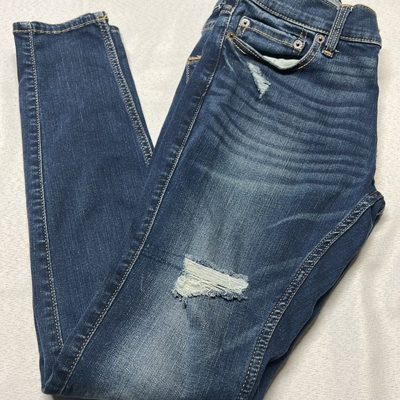 Hollister skinny pants 28/30 stretchy - Picture 2 of 7